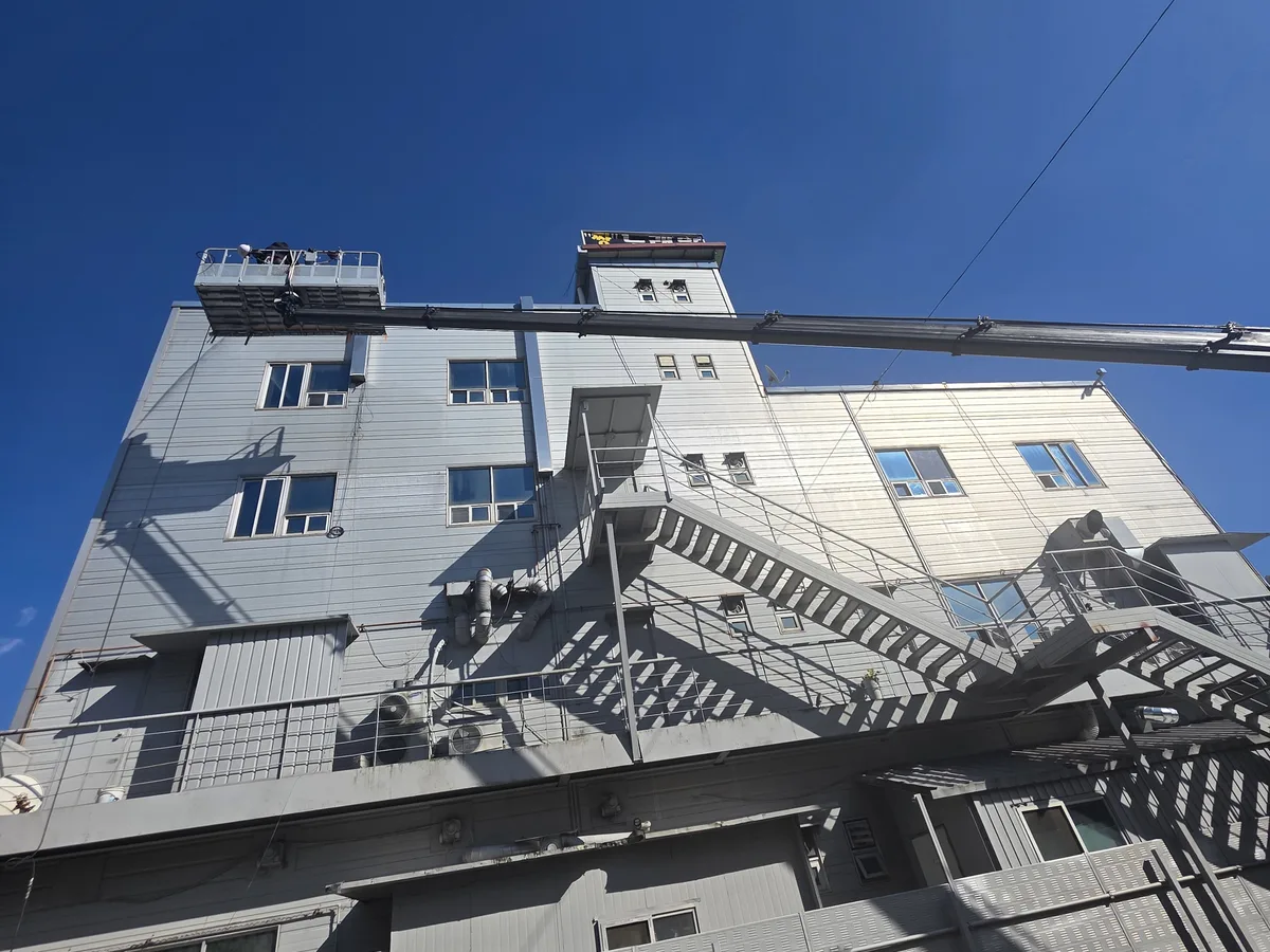 함안군 칠원읍 건물 화장실 세면대 살균 위생청소 사례 - 행진크린